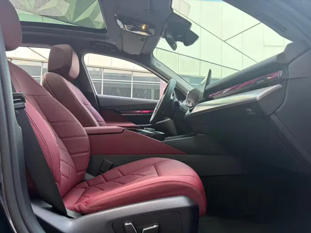 BMW 5 Series — Фото автомобиля 5