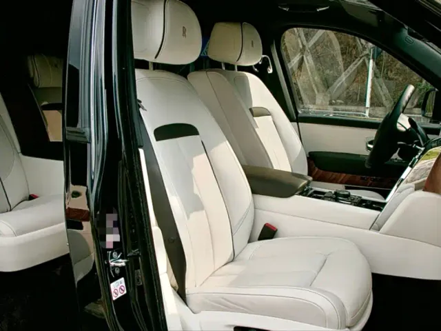 Rolls-Royce Cullinan — Фото автомобиля 8