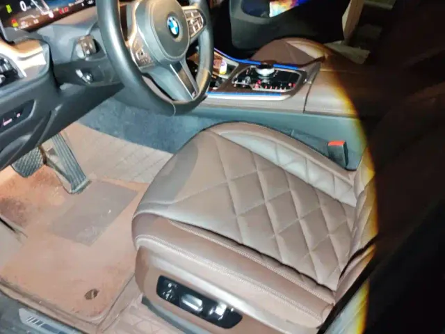 BMW X5 — Фото автомобиля 9