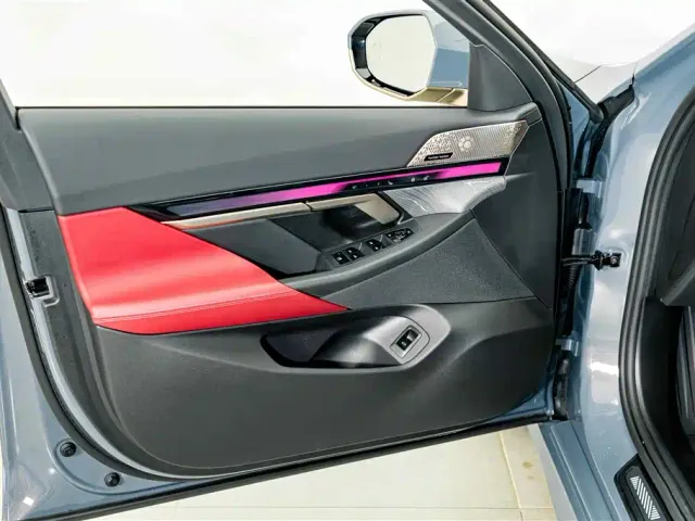 BMW 5 Series — Фото автомобиля 18