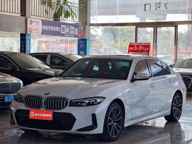 Фотография автомобиля — BMW 3 Series