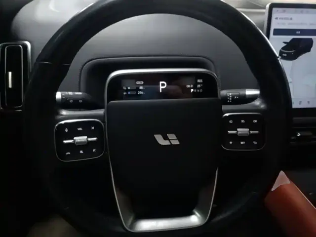 Li Auto L7 — Фото автомобиля 10