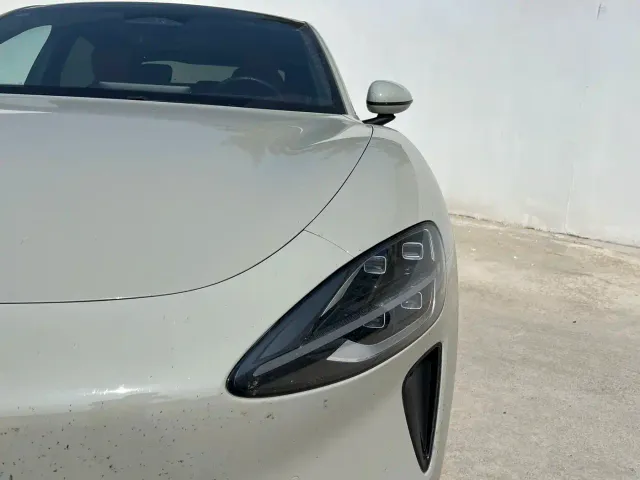 Xiaomi SU7 — Фото автомобиля 11