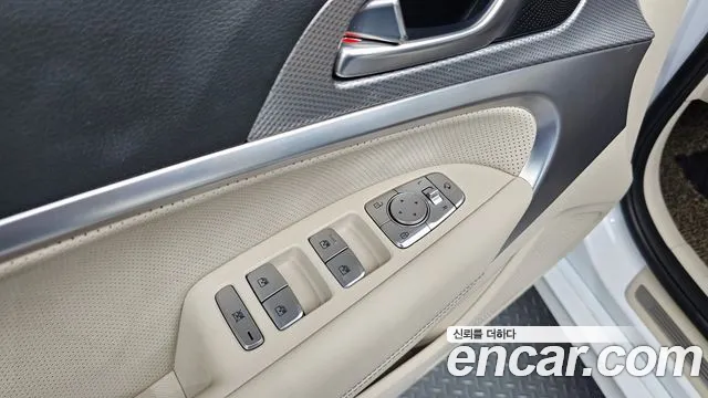 Genesis G70 New — Фото автомобиля 12
