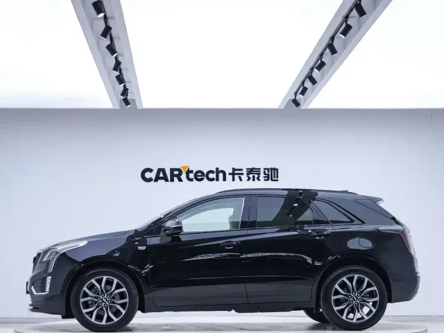 Cadillac XT5 — Фото автомобиля 6