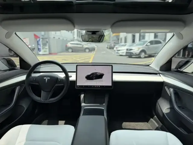 Tesla Model 3 2022 Model Rear-Wheel Drive Version — Фото автомобиля 8