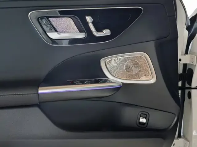 Mercedes-Benz C-Class — Фото автомобиля 10