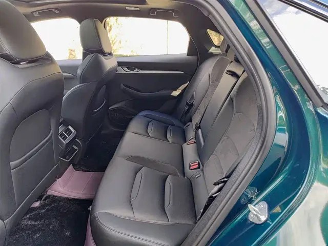 Geely Xingrui — Фото автомобиля 8