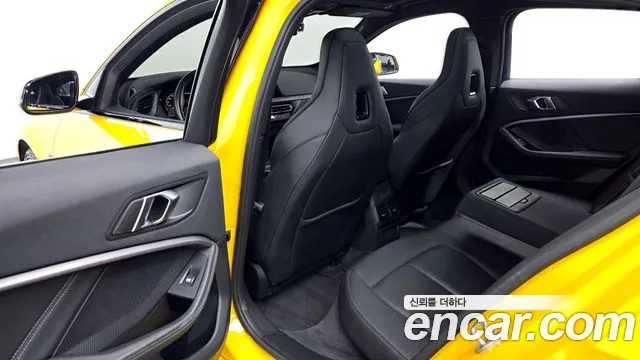BMW 1-Series 1 серия (F40) M135i xDrive Prism — Фото автомобиля 10