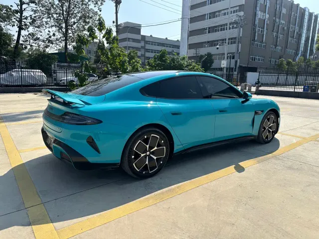 Xiaomi SU7 — Фото автомобиля 13