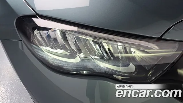 Mercedes-Benz E-Class — Фото автомобиля 21