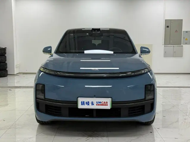 Li Auto L9 — Фото автомобиля 2