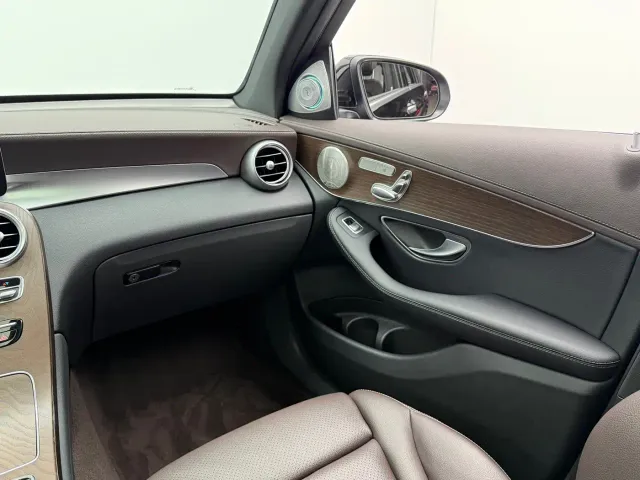 Mercedes-Benz GLC-Class — Фото автомобиля 12