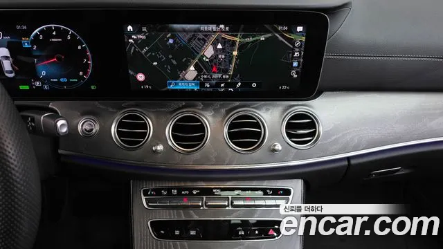 Mercedes-Benz E-Class W213 — Фото автомобиля 18