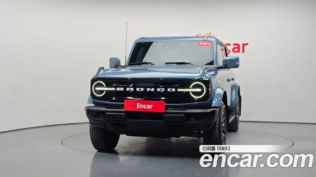 Ford Bronco 6th Gen — Фото автомобиля 3