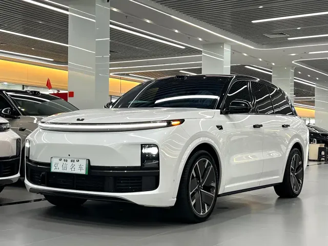 Фотография автомобиля — Li Auto L8