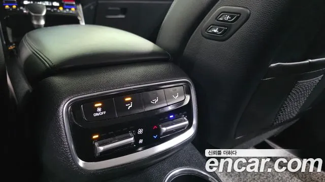 Kia Mohave Mohave The Master Дизель 3.0 4WD 6 мест — Фото автомобиля 30