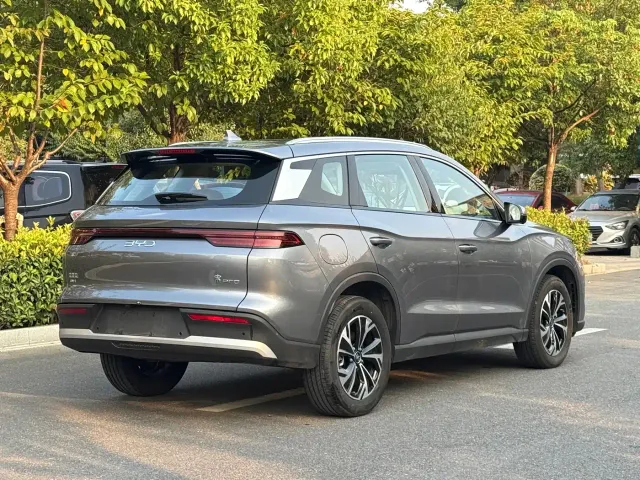 BYD Song Pro — Фото автомобиля 3