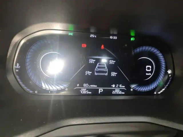 Geely Emgrand — Фото автомобиля 14