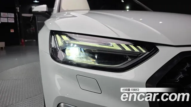 Audi Q5 FY — Фото автомобиля 22