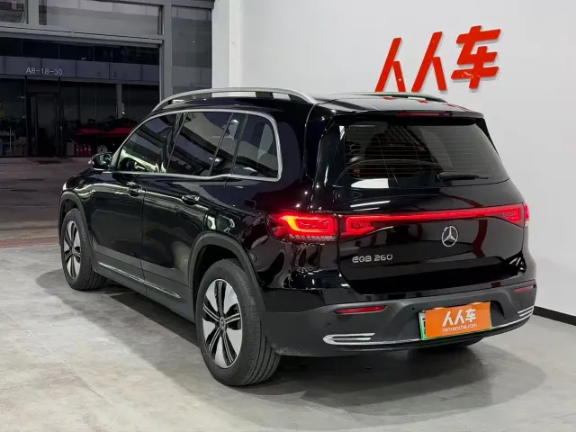 Mercedes-Benz EQB — Фото автомобиля 19