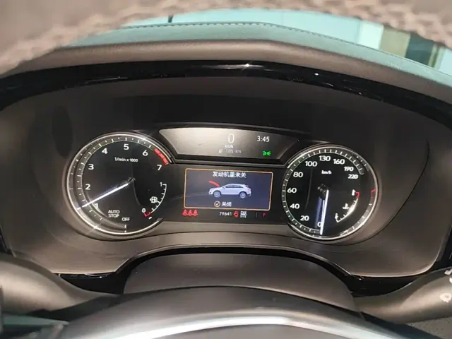 Cadillac XT5 — Фото автомобиля 11