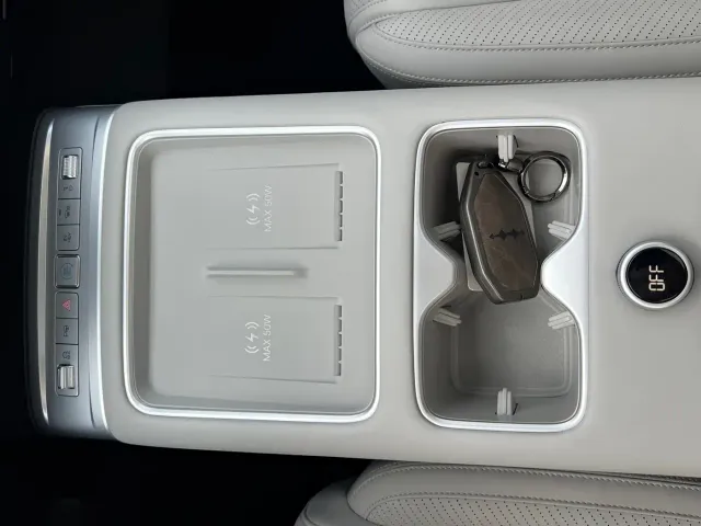 BYD FangChengBao Titanium 7 — Фото автомобиля 14