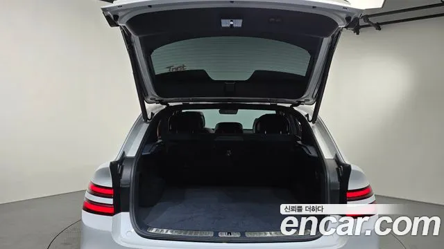 Genesis GV80 — Фото автомобиля 16