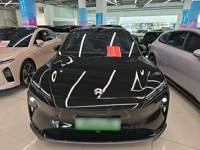 Nio ET5 Touring — Фото автомобиля 2