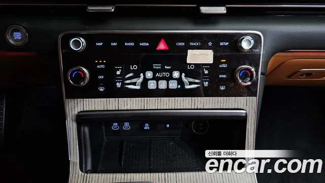 Genesis GV80 — Фото автомобиля 26