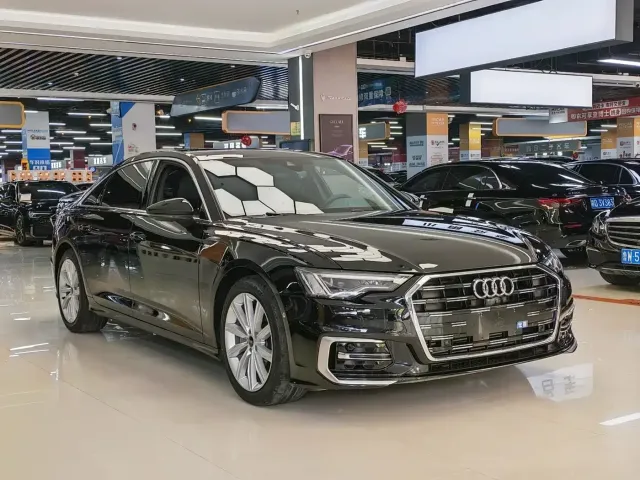Audi A6L — Фото автомобиля 3