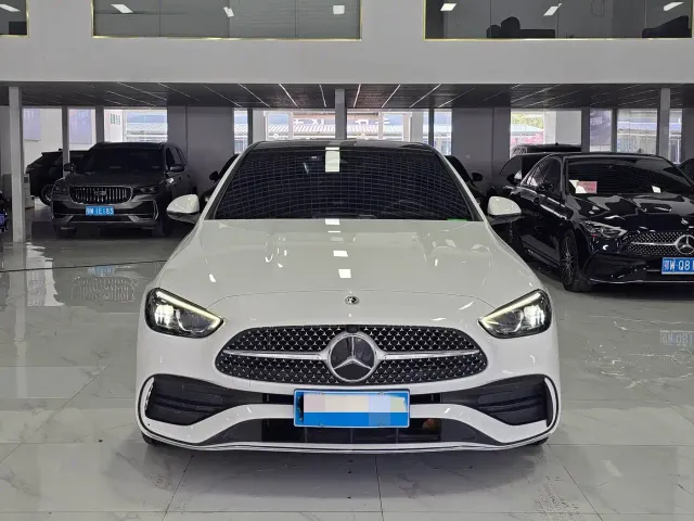 Mercedes-Benz C-Class — Фото автомобиля 2
