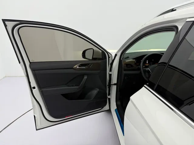 Volkswagen Tharu — Фото автомобиля 21