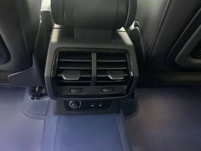 Audi Q3 — Фото автомобиля 14