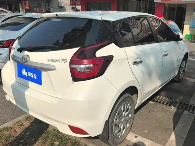 Toyota Vios FS — Фото автомобиля 3