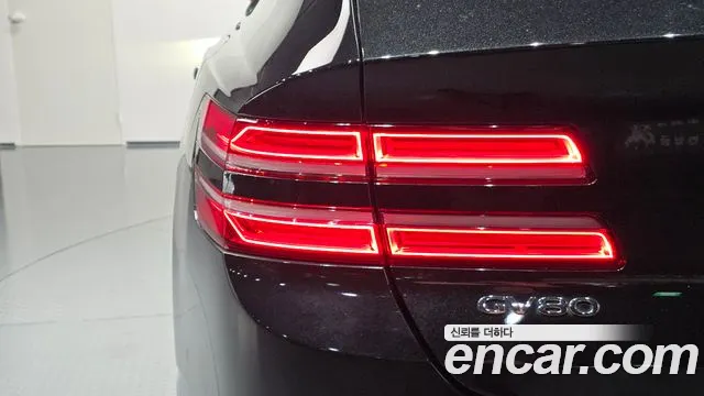 Genesis GV80 — Фото автомобиля 8