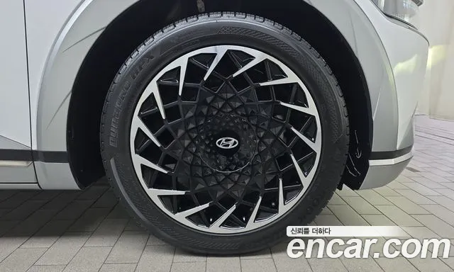 Hyundai Ioniq 5 — Фото автомобиля 6
