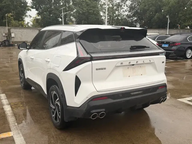 Geely Boyue — Фото автомобиля 12
