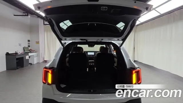 Kia Sorento — Фото автомобиля 3