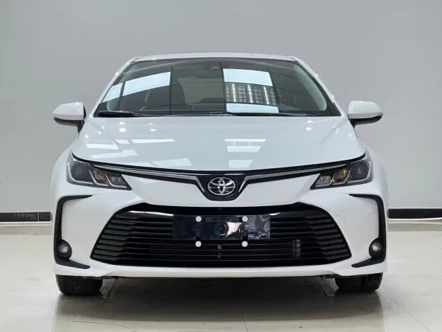 Toyota Corolla — Фото автомобиля 2