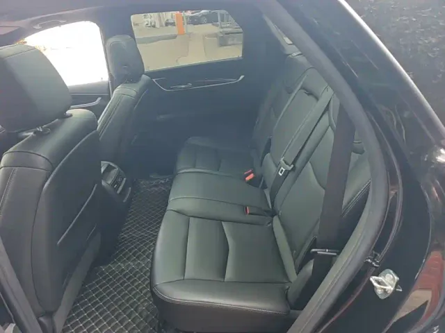 Cadillac XT5 — Фото автомобиля 21