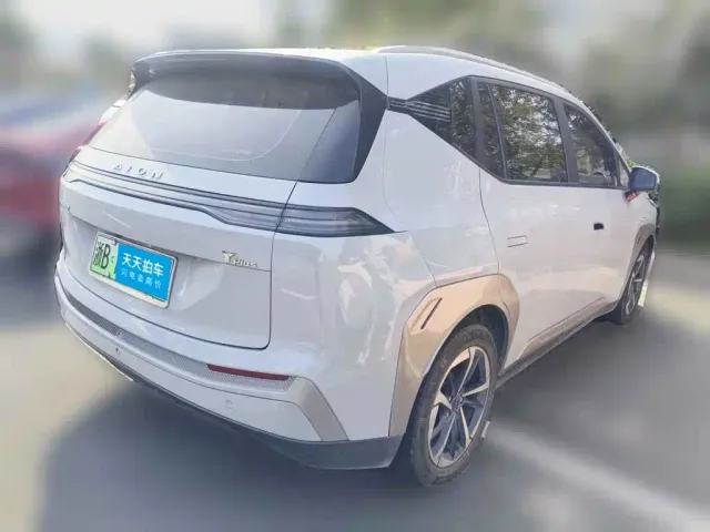 GAC Aion Y — Фото автомобиля 5