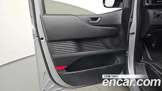 Hyundai Staria Staria Карго 5 мест — Фото автомобиля 21