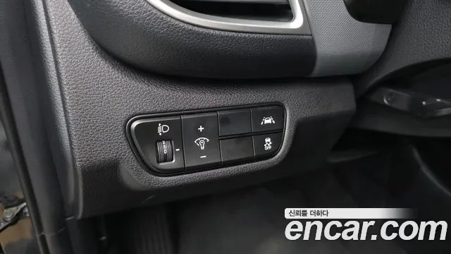 Kia Seltos — Фото автомобиля 18