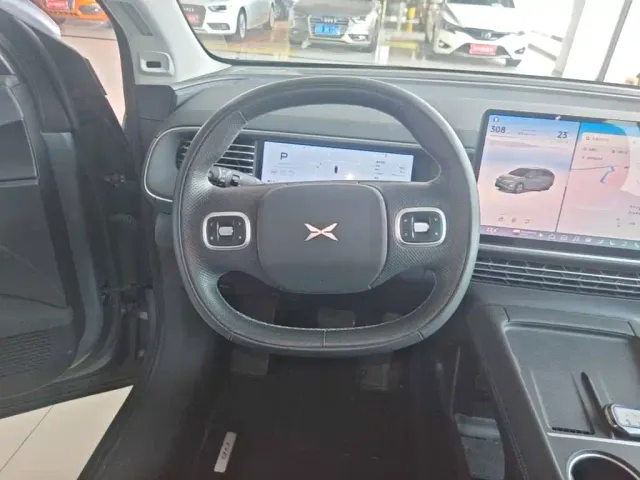 Xpeng G6 — Фото автомобиля 10