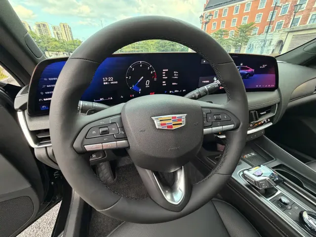 Cadillac CT5 — Фото автомобиля 19