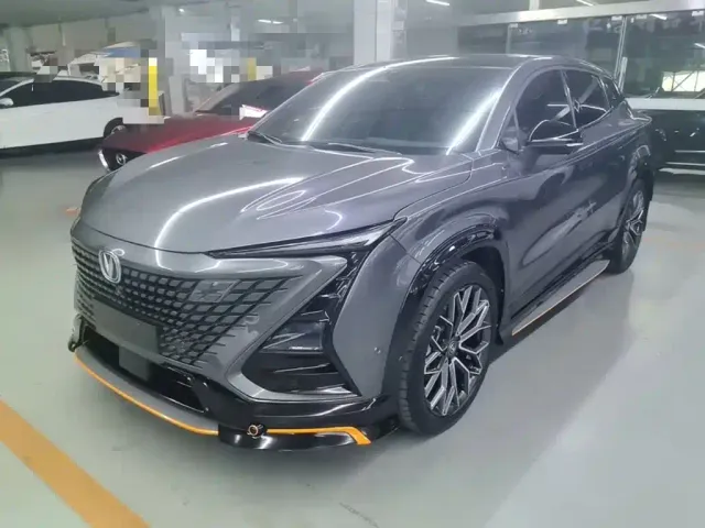Фотография автомобиля — Changan UNI-T
