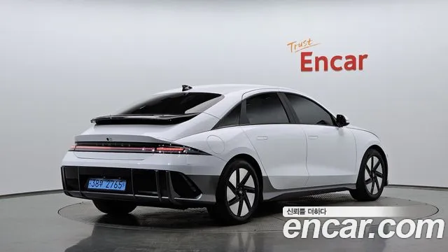 Hyundai Ioniq 6 — Фото автомобиля 2