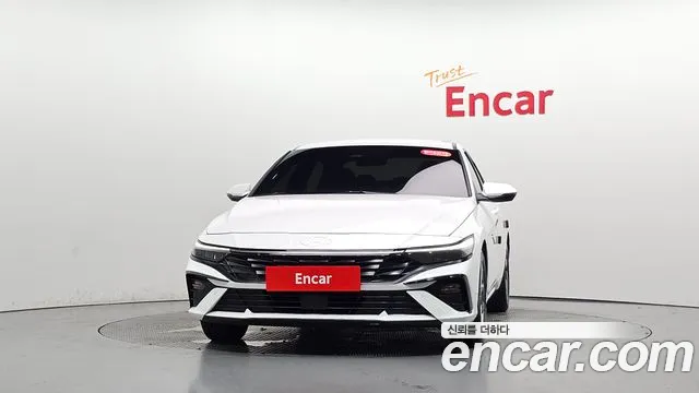 Hyundai AVANTE Новый Avante (CN7) — Фото автомобиля 3