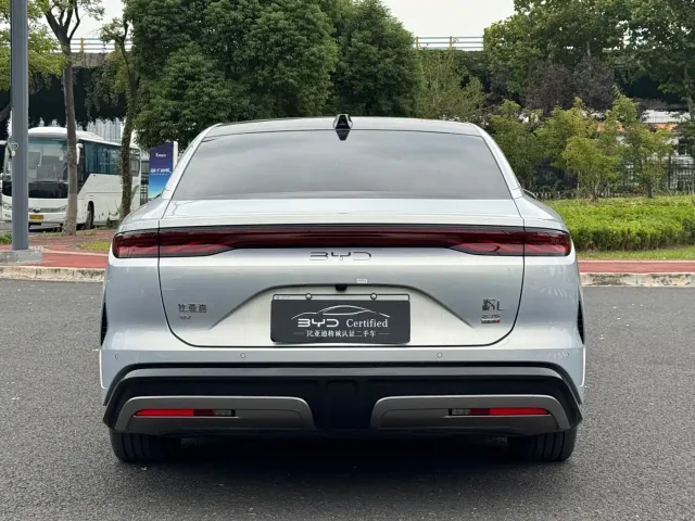 BYD Han L — Фото автомобиля 16